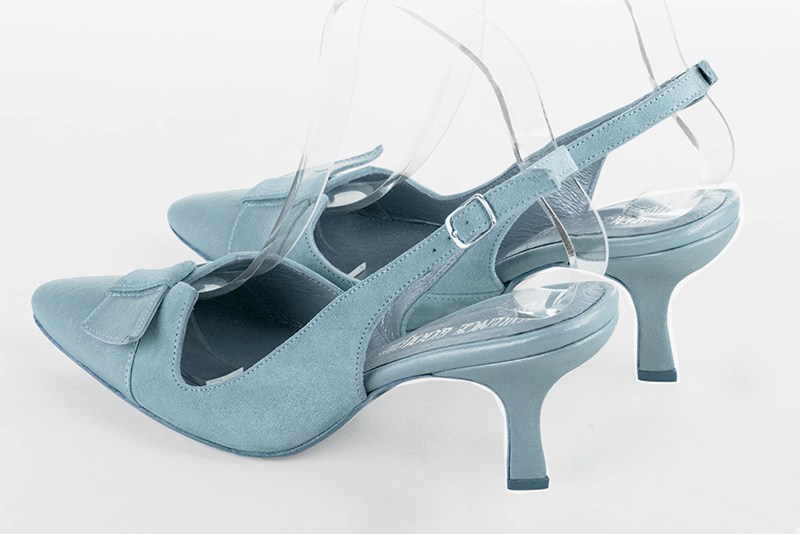 Sky blue women's open back shoes, with a knot. Tapered toe. High spool heels. Rear view - Florence KOOIJMAN